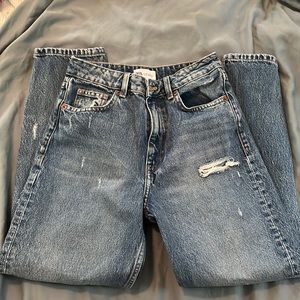 Zara ripped mom jeans